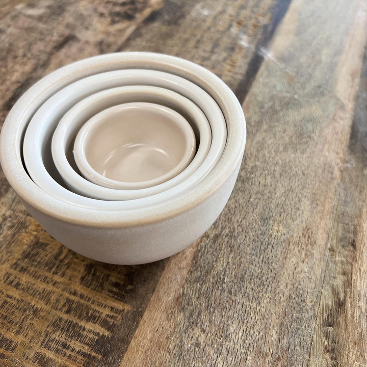 s/4 Round Stoneware Nesting Bowls